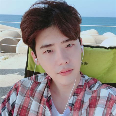 lee jong suk ig|More.